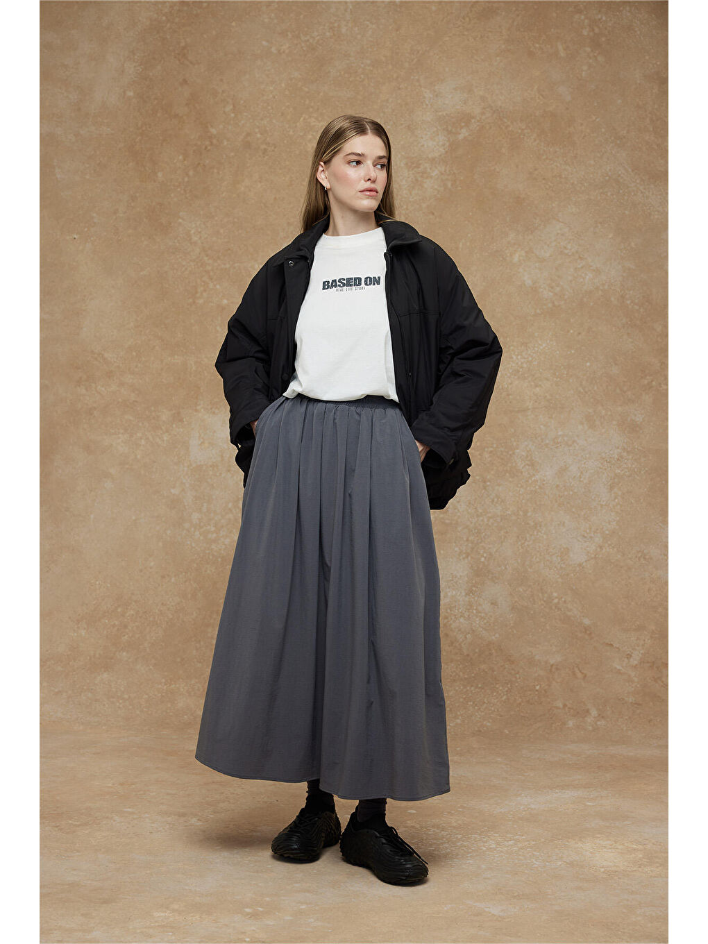 Bol Kesim Rahat Etek Antrasit-1