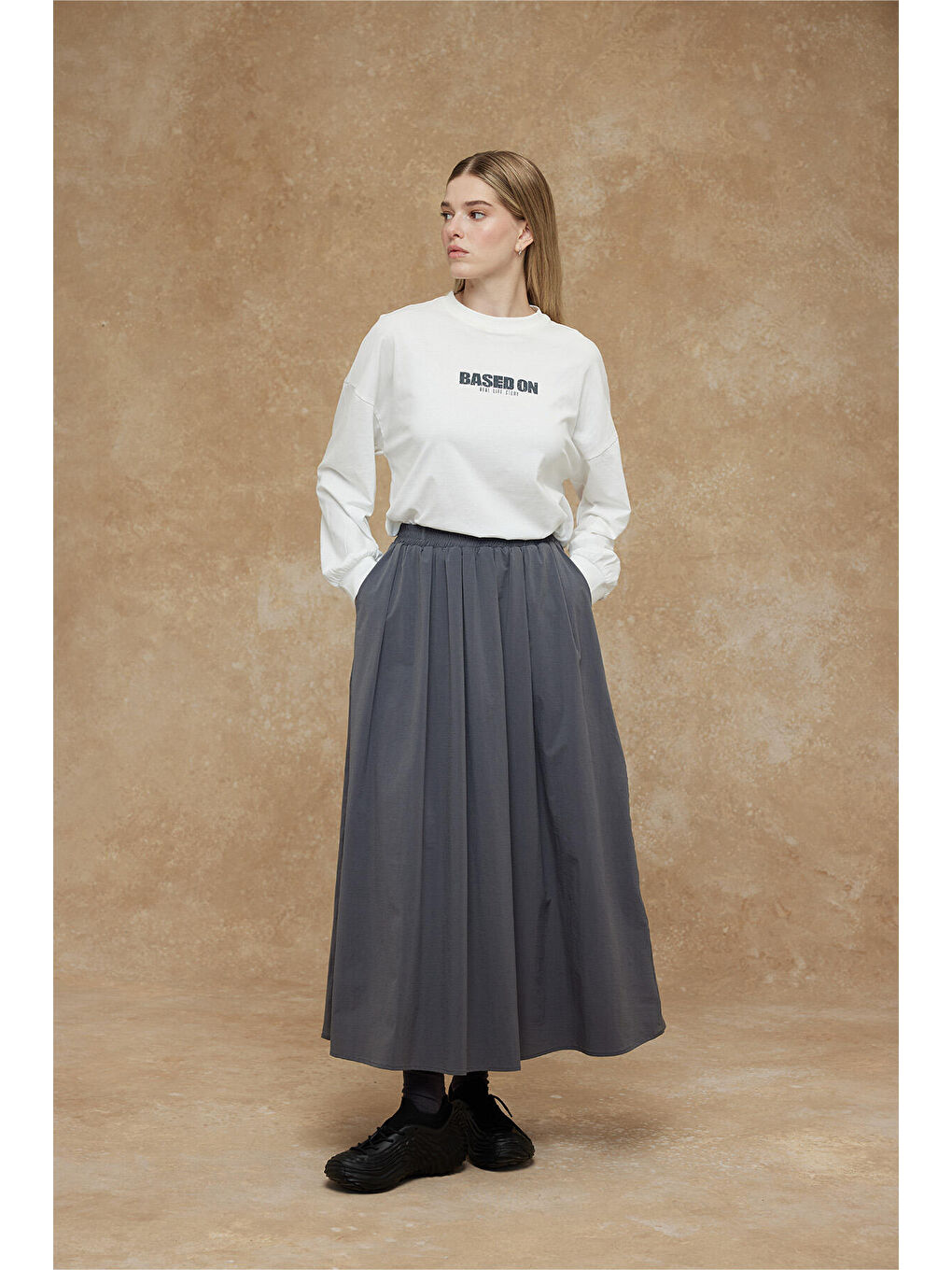 Bol Kesim Rahat Etek Antrasit-3