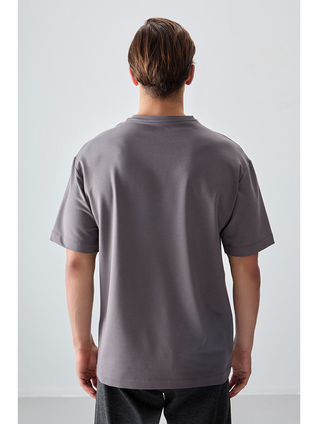 Koyu Gri Pamuklu Kalın Yumuşak Dokulu Oversize Fit Basic Erkek Tişört- 88377-4