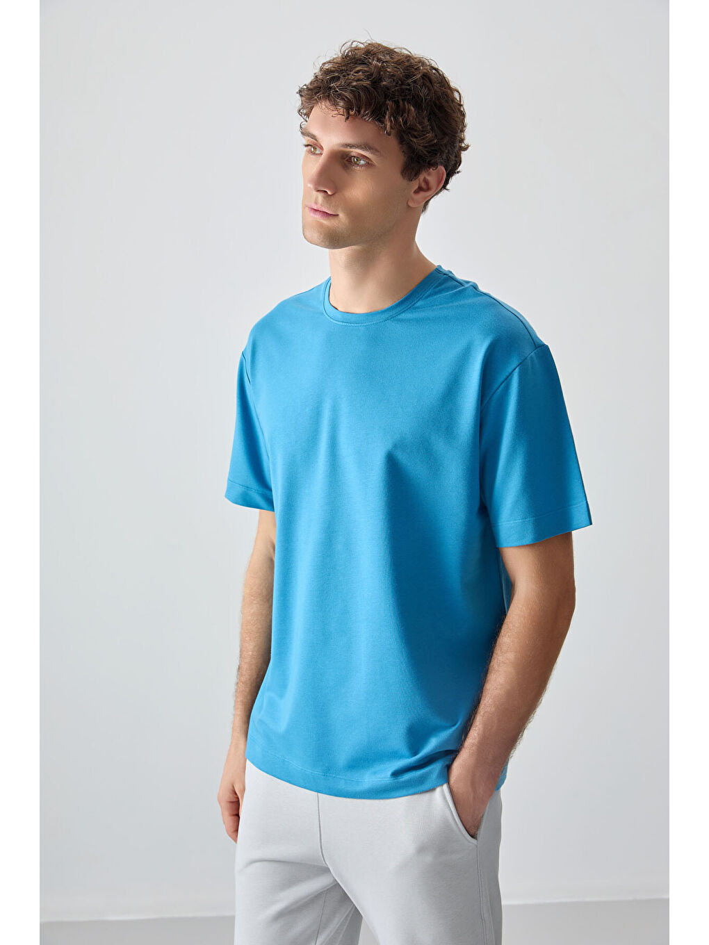 Petrol Mavi Pamuklu Kalın Yumuşak Dokulu Oversize Fit Basic Erkek Tişört- 88377-1