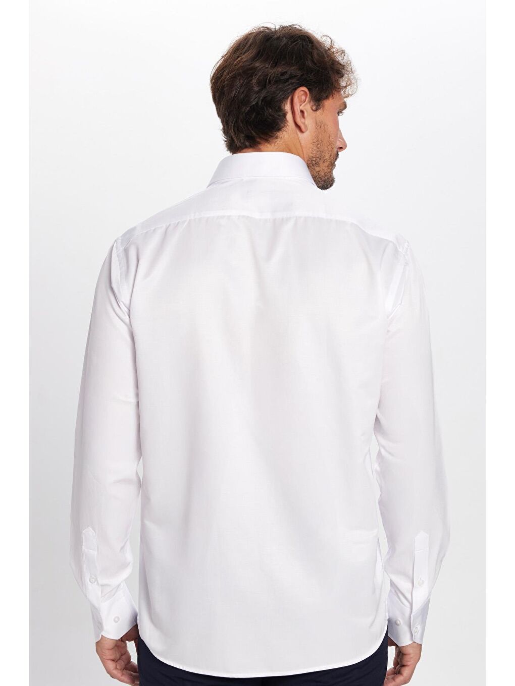 Erkek Regular Fit Klasik Kesim Pamuklu Düz Beyaz Gömlek-4