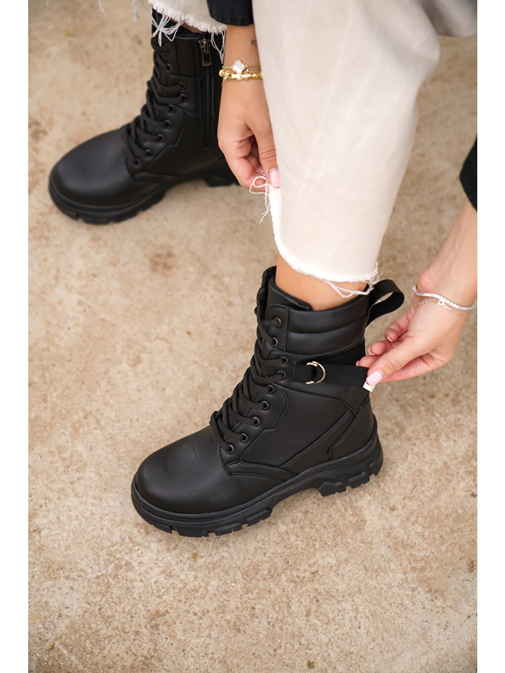 Siyah D529 Soğuk Geçirmez Kadın Günlük Ortopedik Kışlık Bot-5