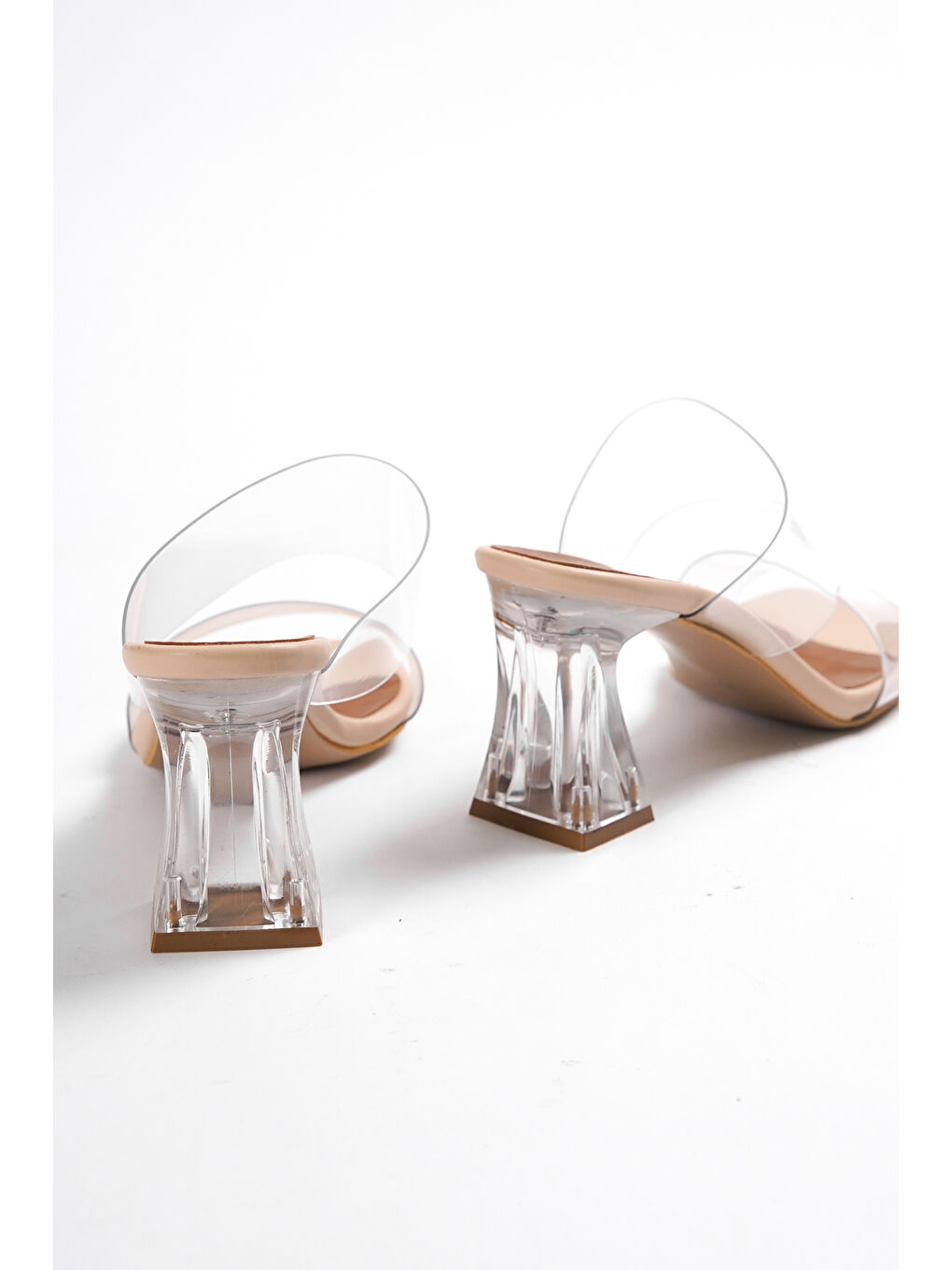 Bej D277 Şeffaf Topuk Şeffaf Bant Kadın Ayakkabısı-9