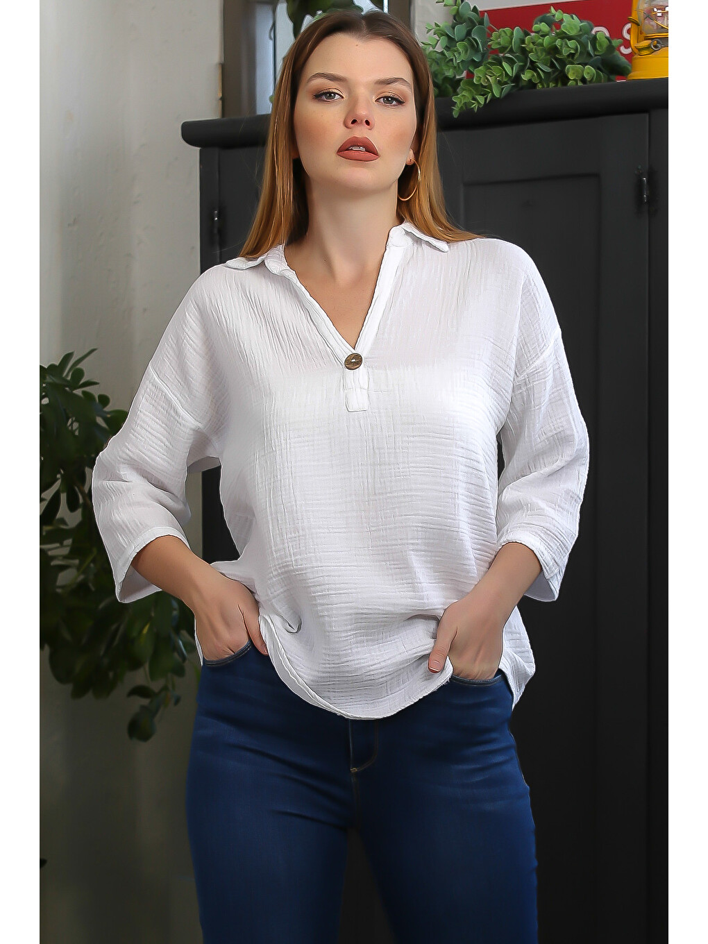 Beyaz Gömlek Yaka Düğmeli 3/4 Kol Düğmeli Casual Müslin Dokuma Bluz-4