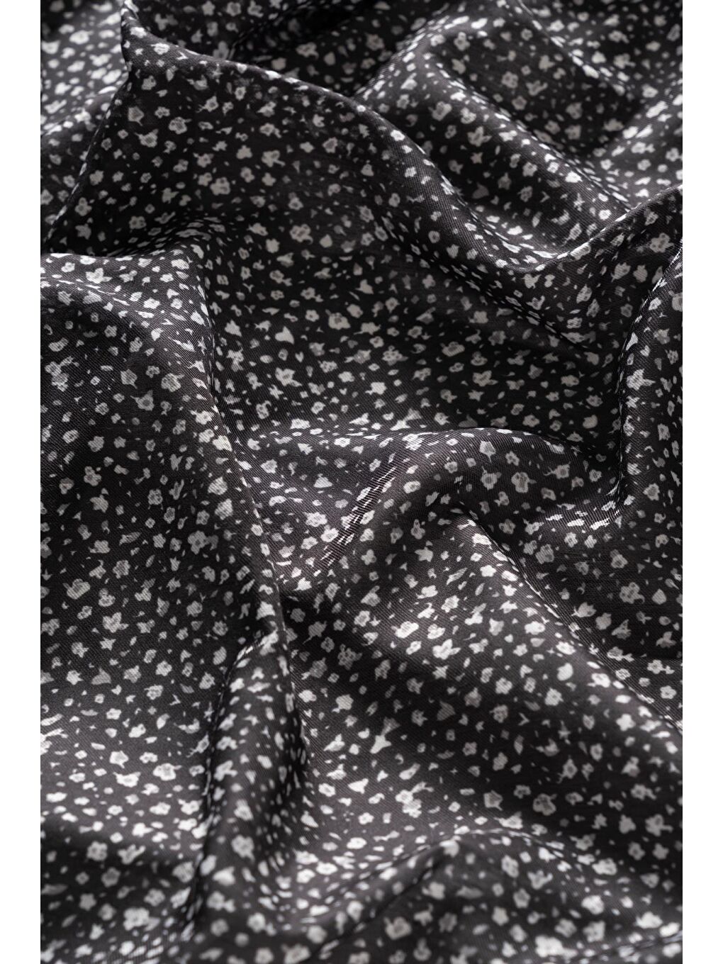 Antrasit Kadın Çakıl Desen Soft Eşarp-2