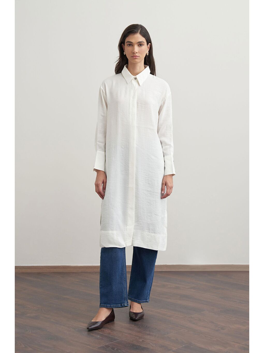 Ekru-Taş Düğmeli Uzun Modal Gömlek