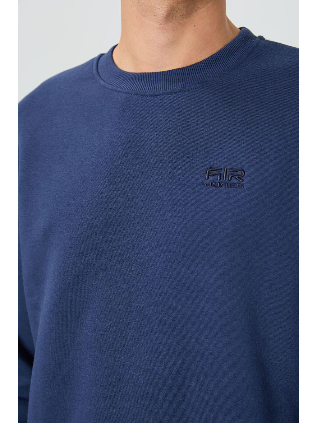 İndigo Bisiklet Yaka Şardonlu Rahat Form Basic Erkek Sweatshirt - 88137-2