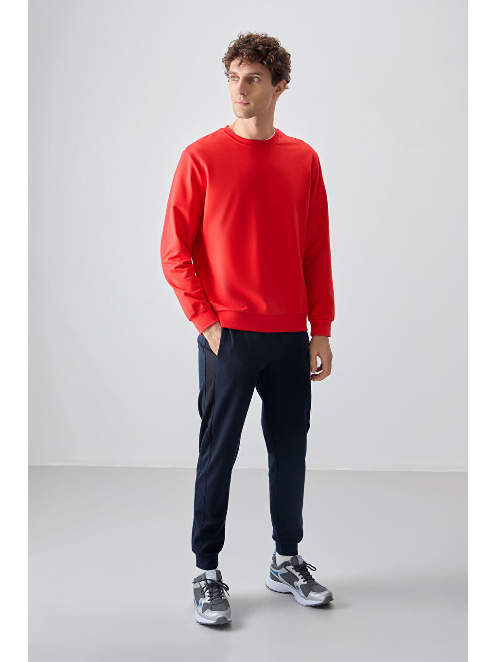 Kırmızı Pamuk Dokulu Standart Fit Basic Erkek Sweatshirt-2