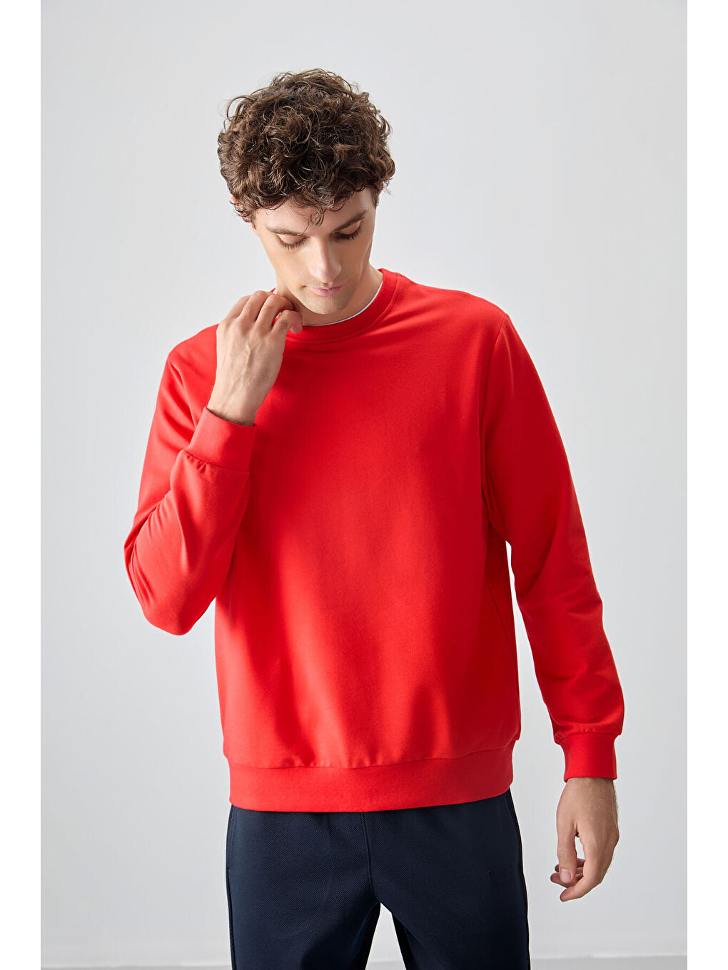 Kırmızı Pamuk Dokulu Standart Fit Basic Erkek Sweatshirt-4