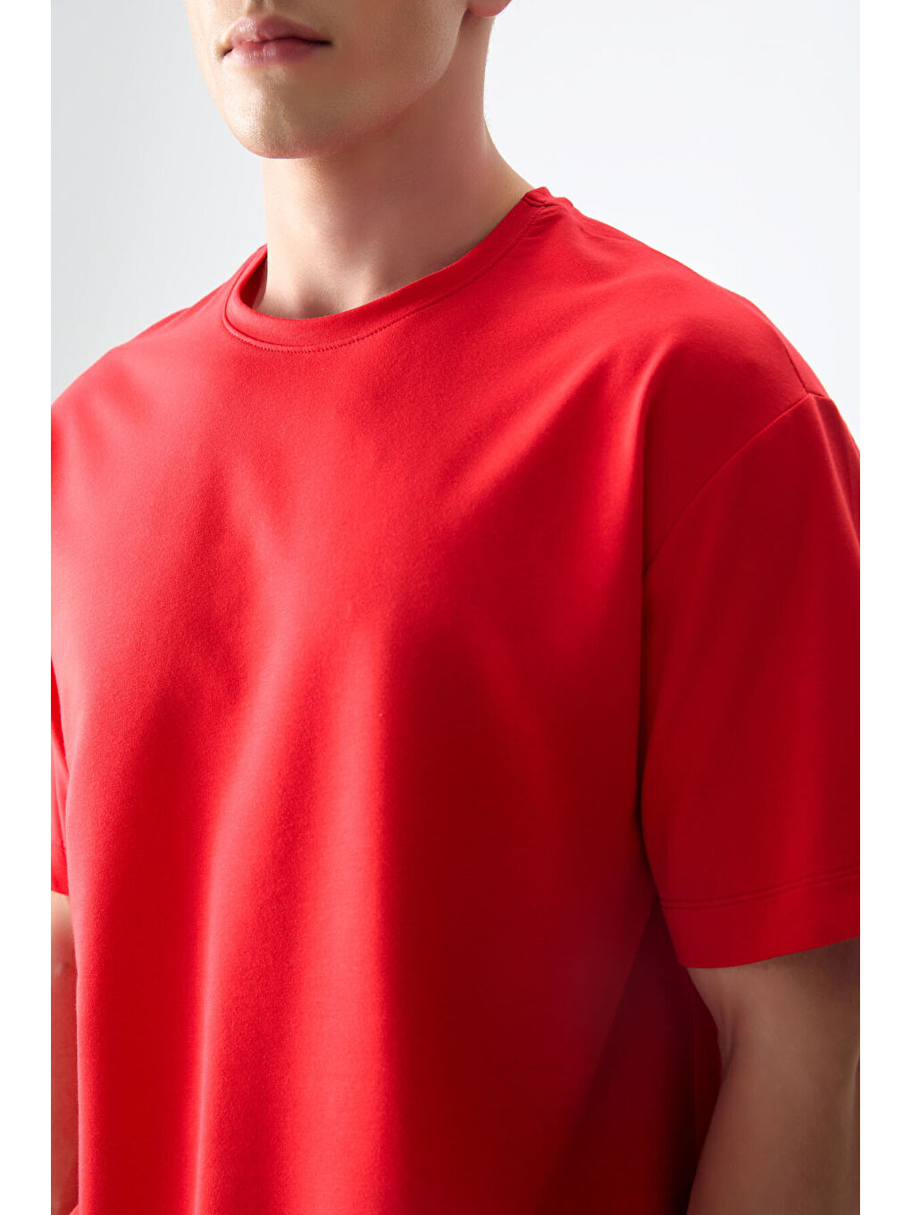 Kırmızı Pamuklu Kalın Yumuşak Dokulu Oversize Fit Basic Erkek Tişört-2