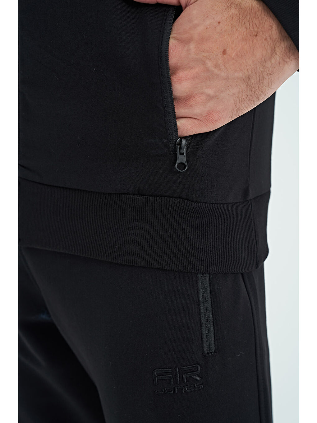 Harry Siyah Dik Yaka Standart Kalıp Erkek Eşofman Takım - 85197-4