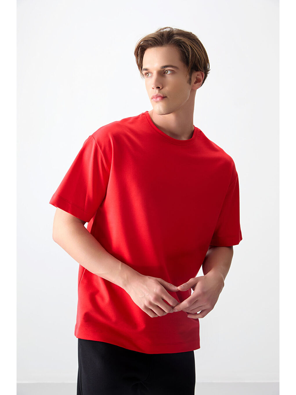 Kırmızı Pamuklu Kalın Yumuşak Dokulu Oversize Fit Basic Erkek Tişört-4
