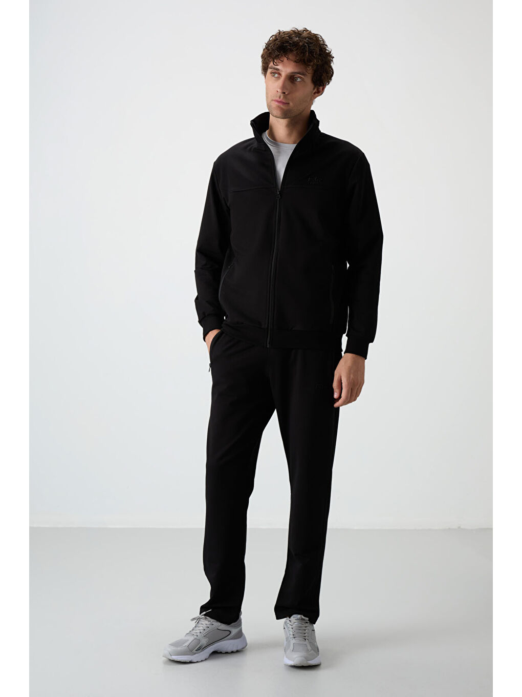 Troy Siyah Dik Yaka Fermuarlı Standart Kalıp Erkek Eşofman Takım - 85196