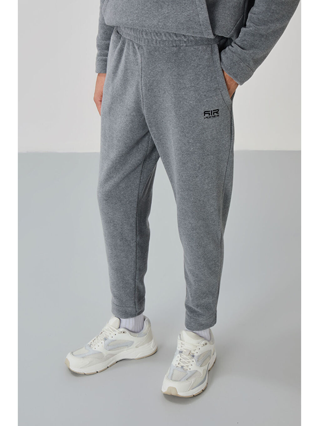 Gri Melanj Yarım Fermuarlı Dik Yaka Kanguru Cep Detaylı Polar Erkek Eşofman Takım - 85226-2