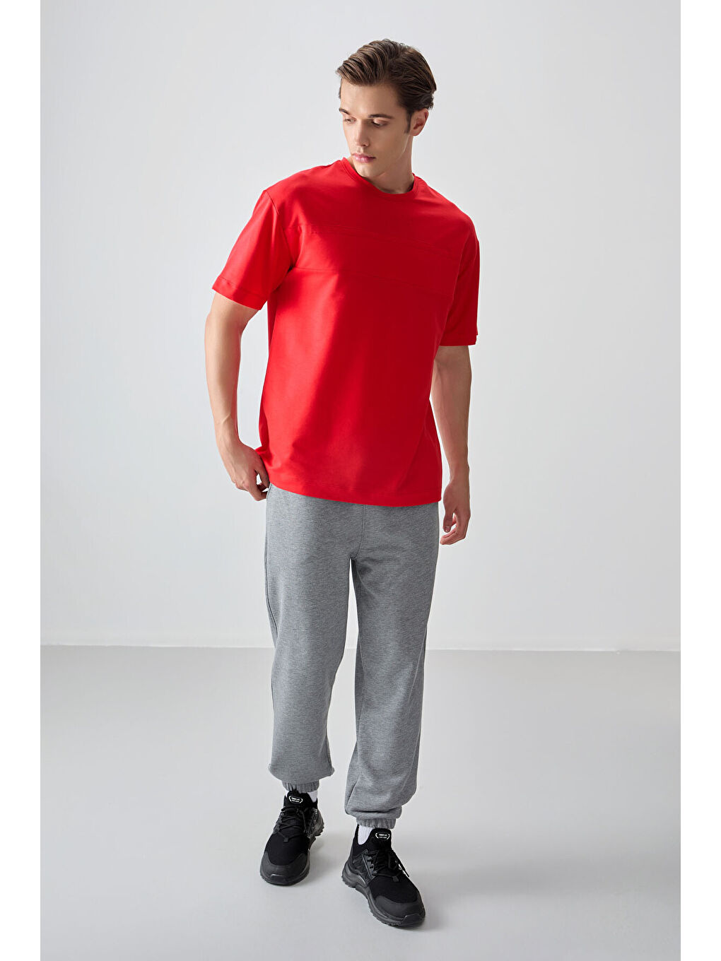 Kırmızı Pamuklu Kalın Yumuşak Dokulu Oversize Fit Basic Erkek Tişört - 88378-2