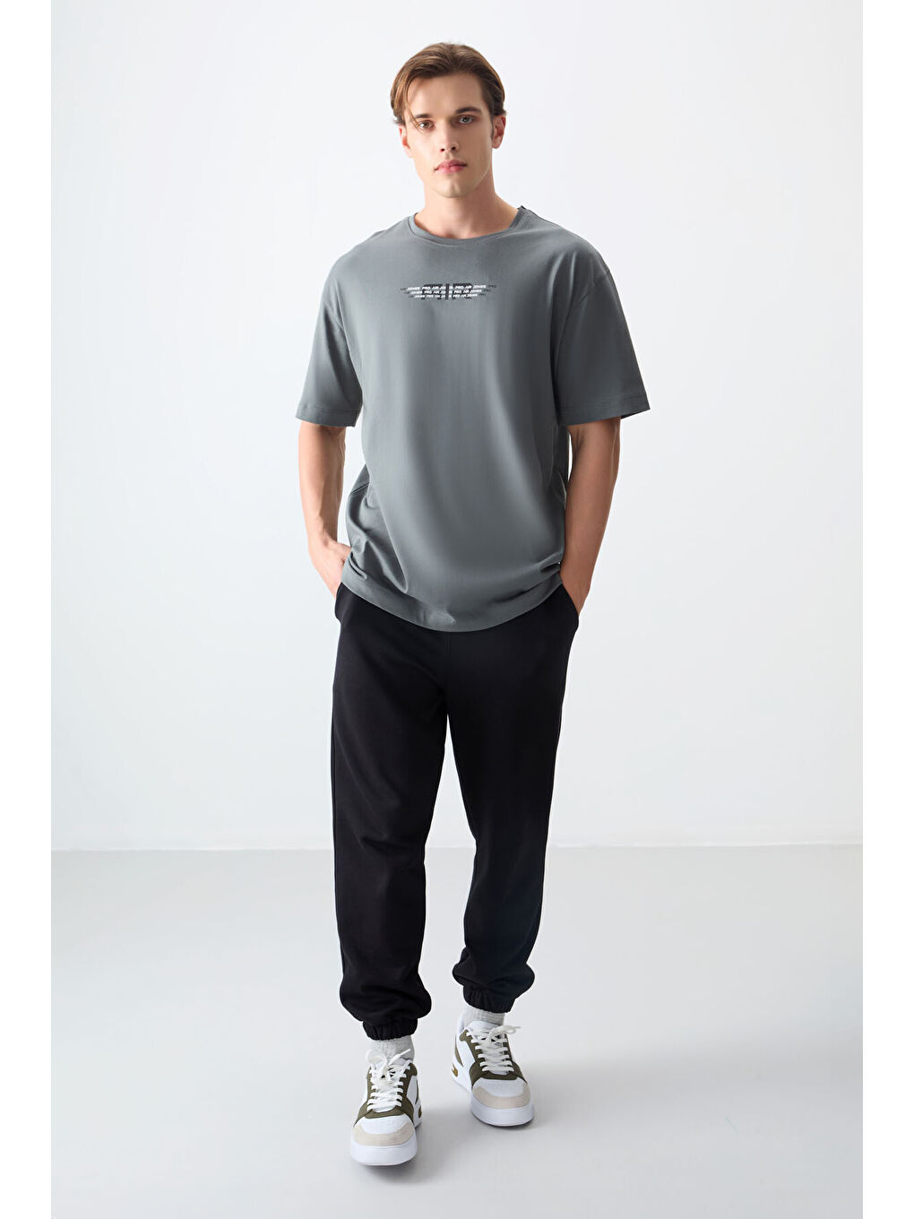 Haki %100 Pamuk Kalın Yumuşak Dokulu Oversize Fit Baskılı Erkek Tişört - 88356-1