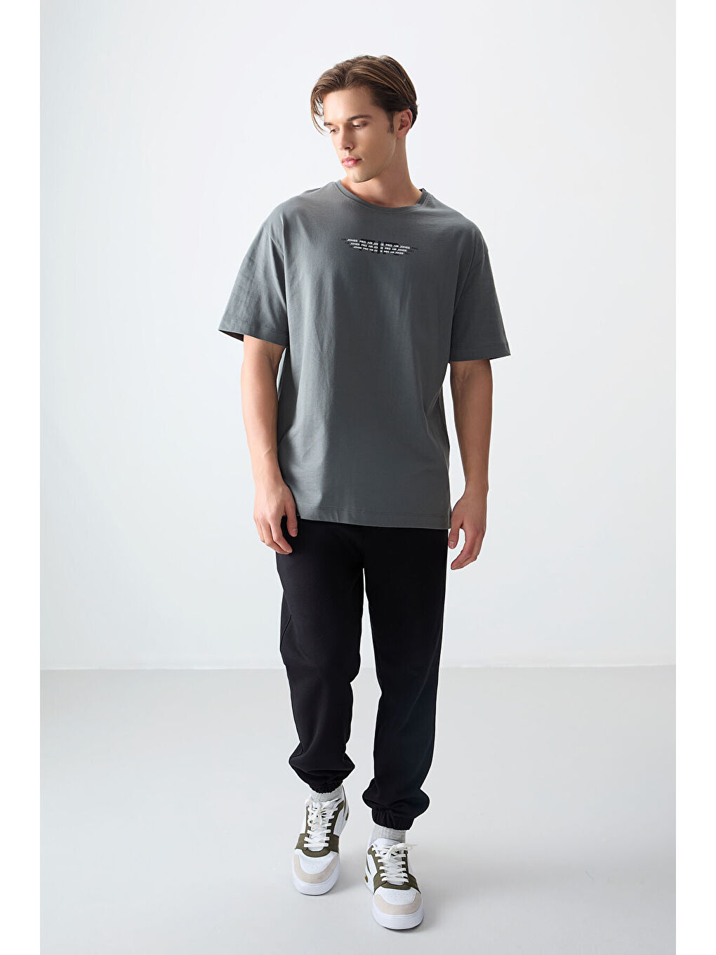 Haki %100 Pamuk Kalın Yumuşak Dokulu Oversize Fit Baskılı Erkek Tişört - 88356-3