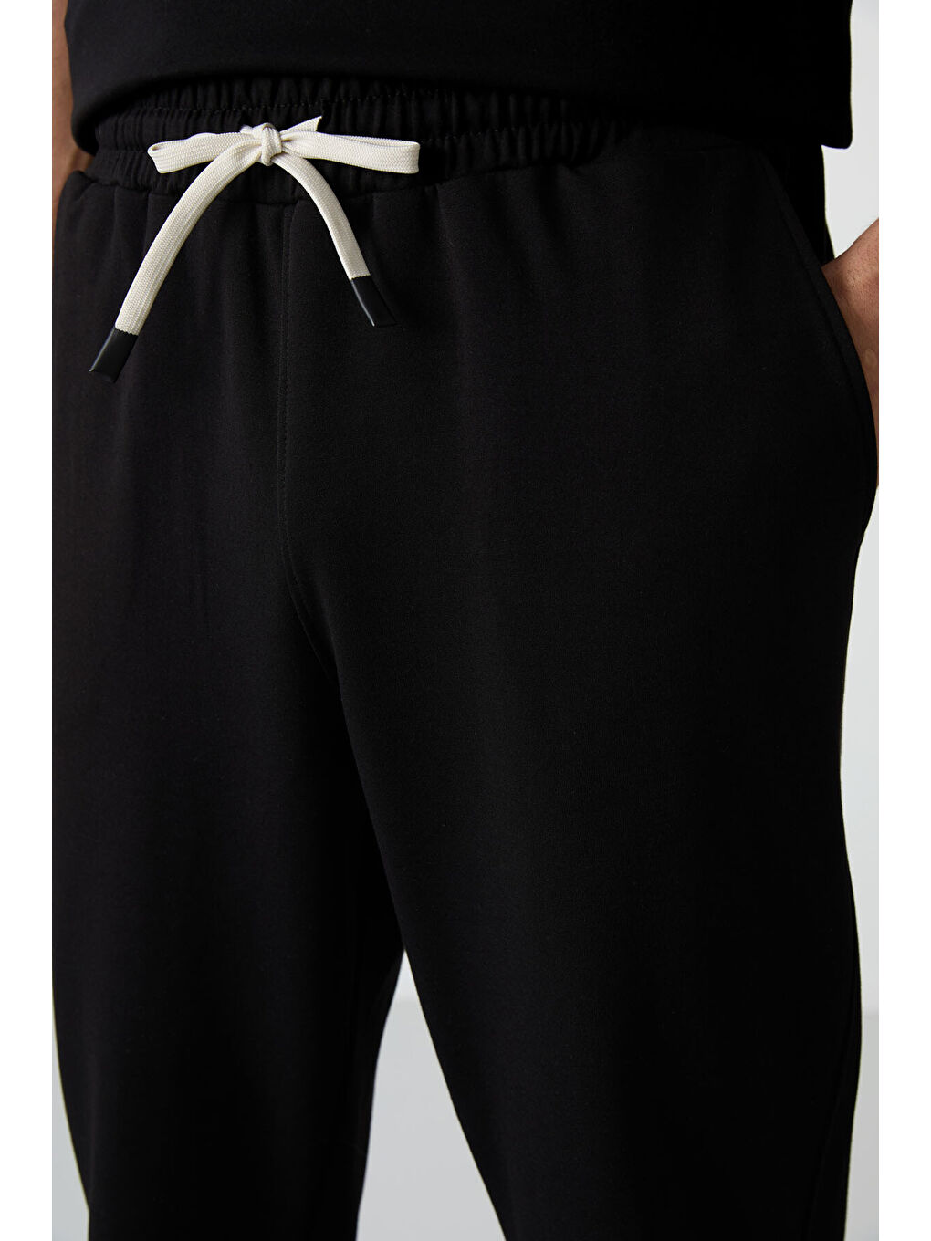 Siyah Pamuklu Kalın Yumuşak Dokulu  Fit Basic Erkek Eşofman Takım - 85251-4