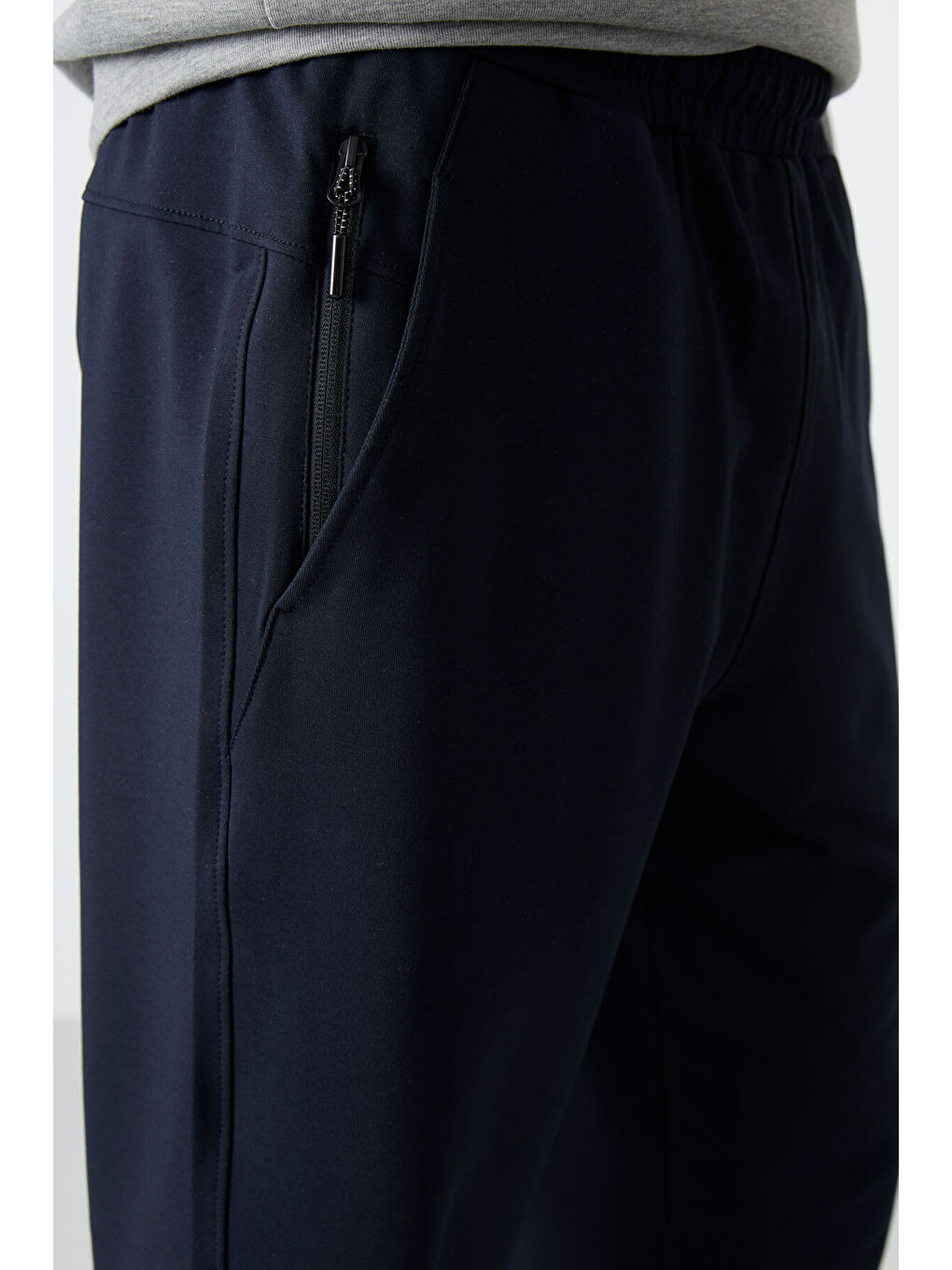 Lacivert Ön Cep Detaylı Standart Kalıp Klasik Paça Erkek Kapri - 83092-4