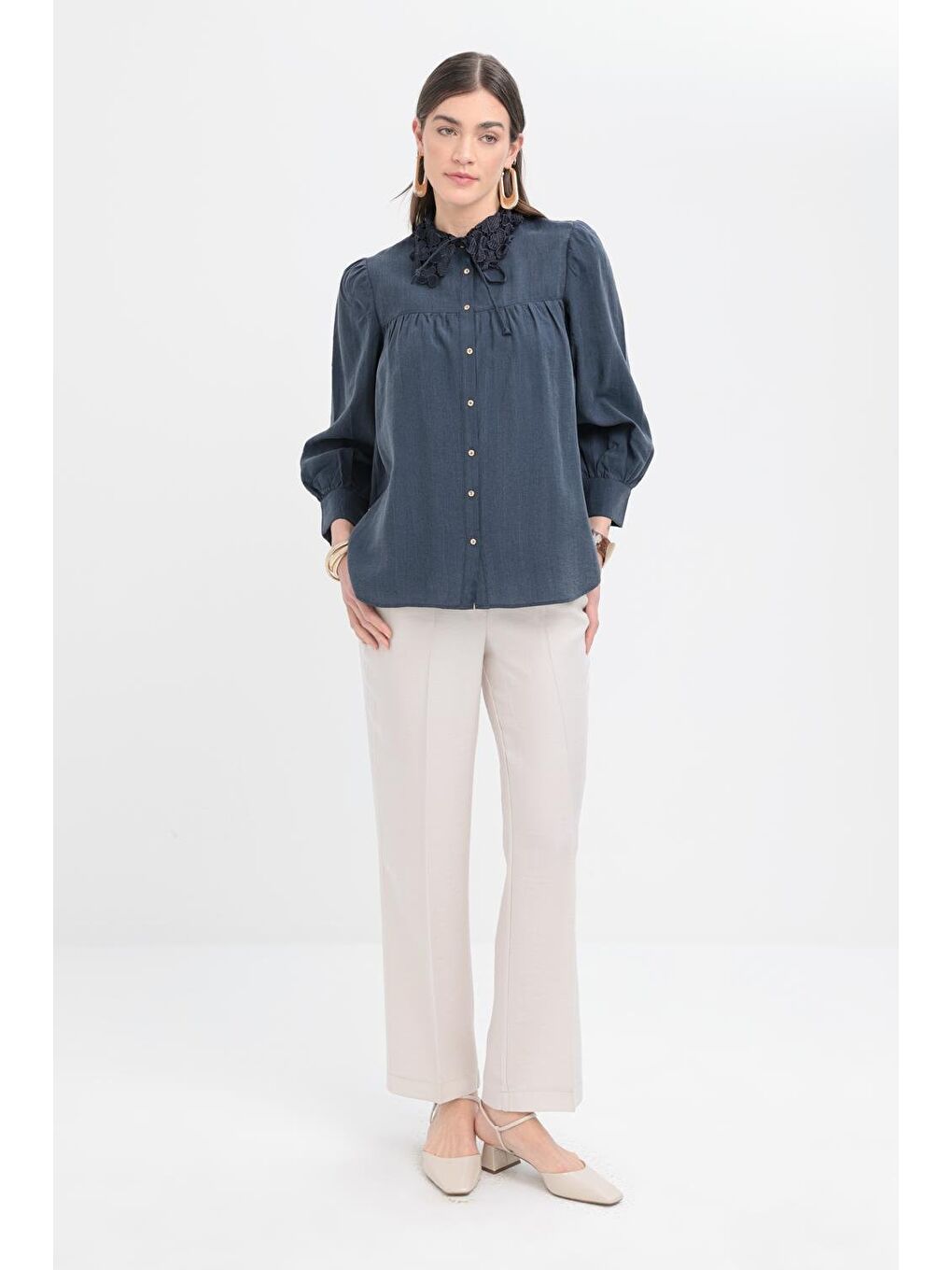 İndigo-Fisto Yaka Detaylı Büzgülü Gömlek-1