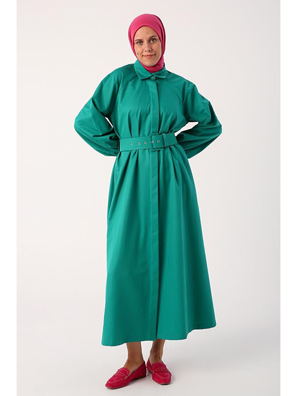 Zümrüt Yeşili Kemerli Gömlek Yaka Elbise-1