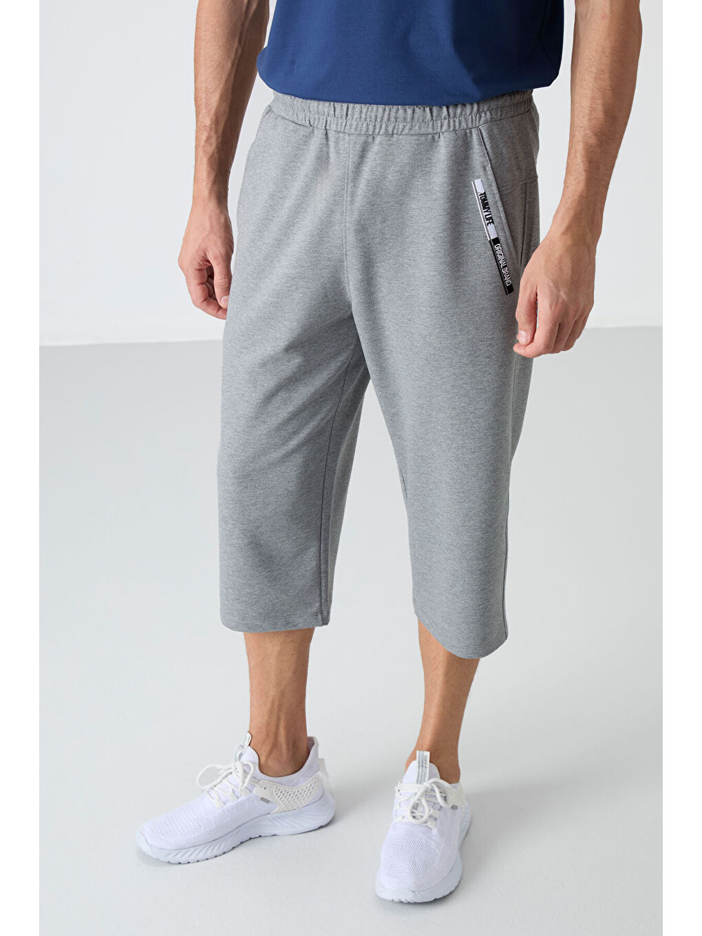 Gri Melanj Ön Cep Detaylı Standart Kalıp Klasik Paça Erkek Kapri - 83092-3