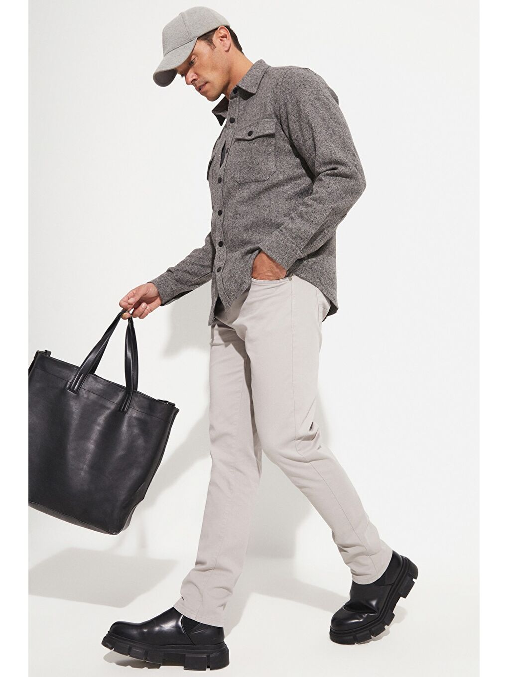 Gri Erkek Regular Fit Çıtçıtlı Gömlek-4