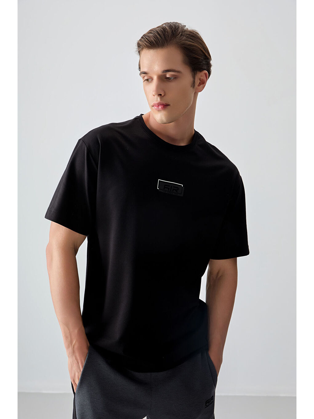 Siyah Pamuklu Kalın Yumuşak Dokulu Oversize Fit Baskılı Erkek Tişört - 88376-3