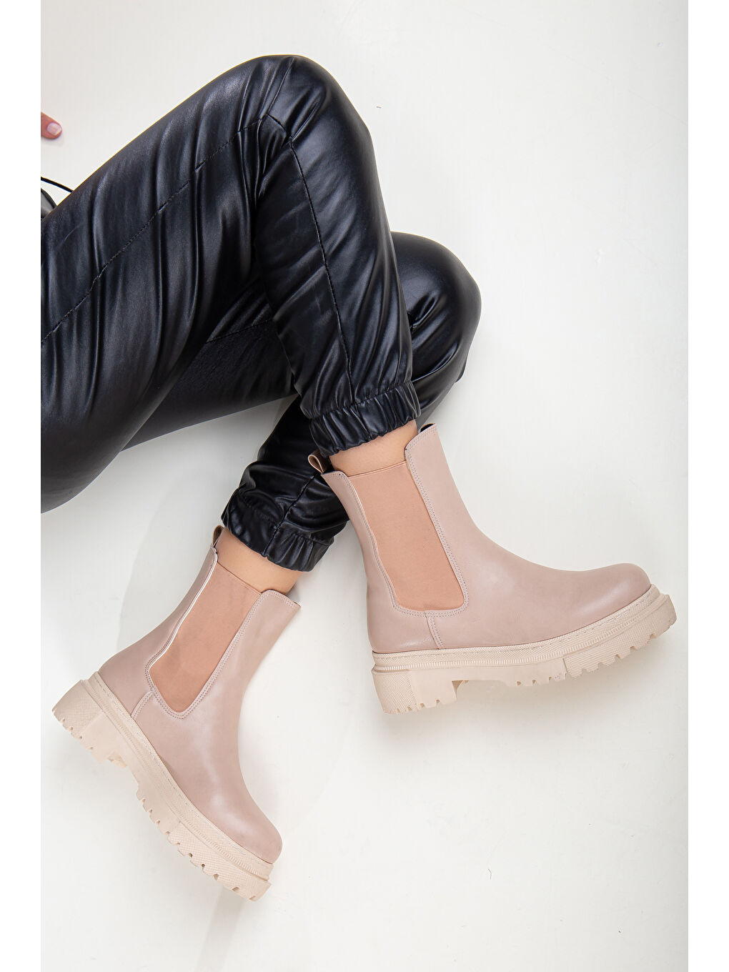 Bej D1850 Kadın Yanı Lastikli Ortopedik Bot Bootie-3