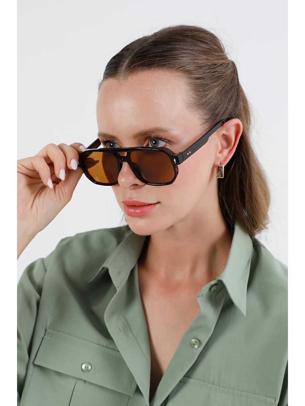 Kahverengi Metal Aksesuar Detaylı Güneş Gözlüğü-2