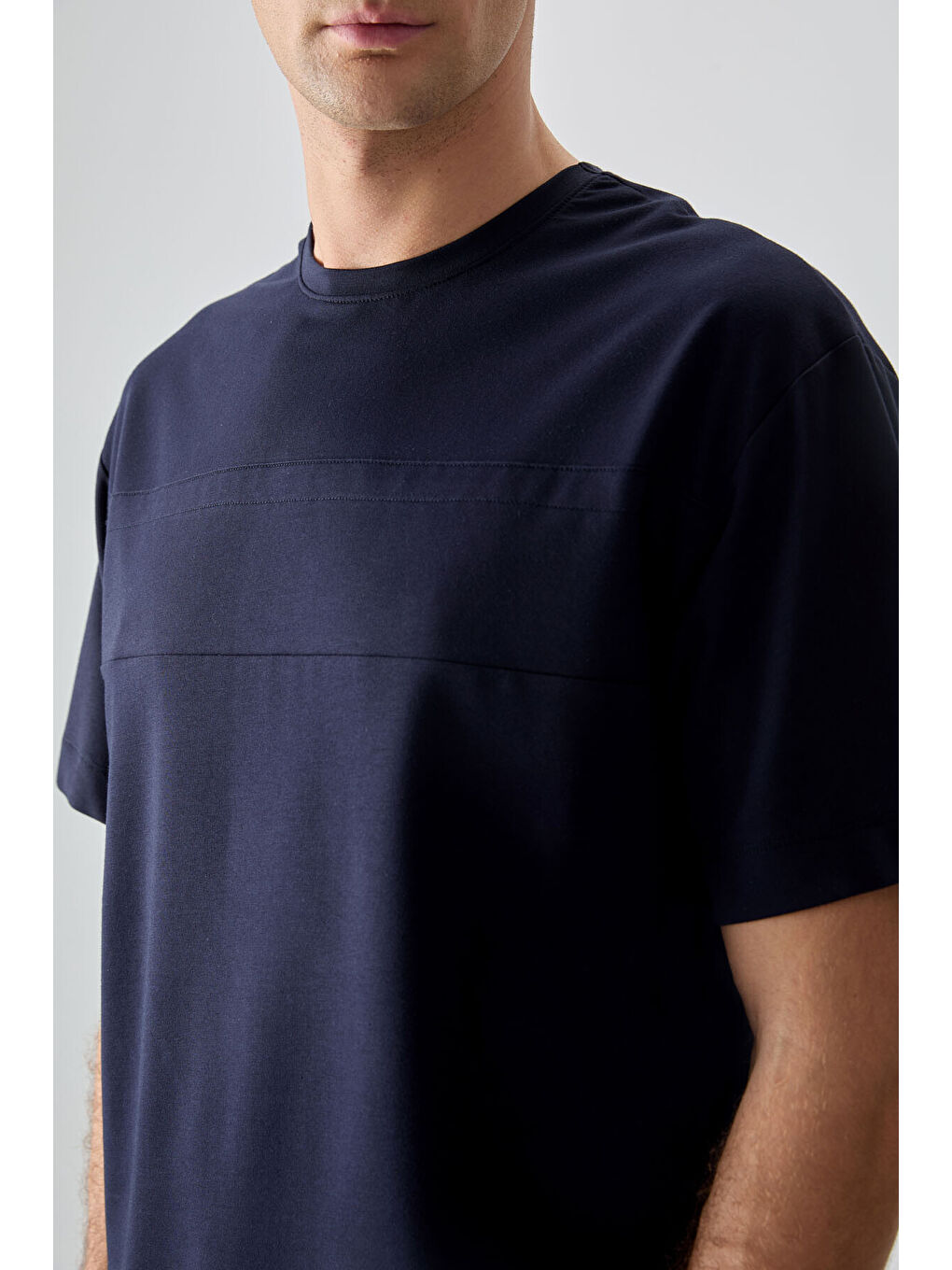 Lacivert Pamuklu Kalın Yumuşak Dokulu Oversize Fit Basic Erkek Tişört - 88378-1