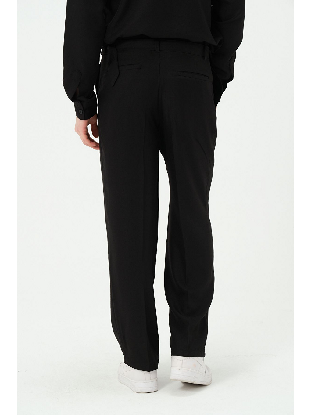 Siyah Kemerli Baggy Fit Kumaş Erkek Pantolon-3