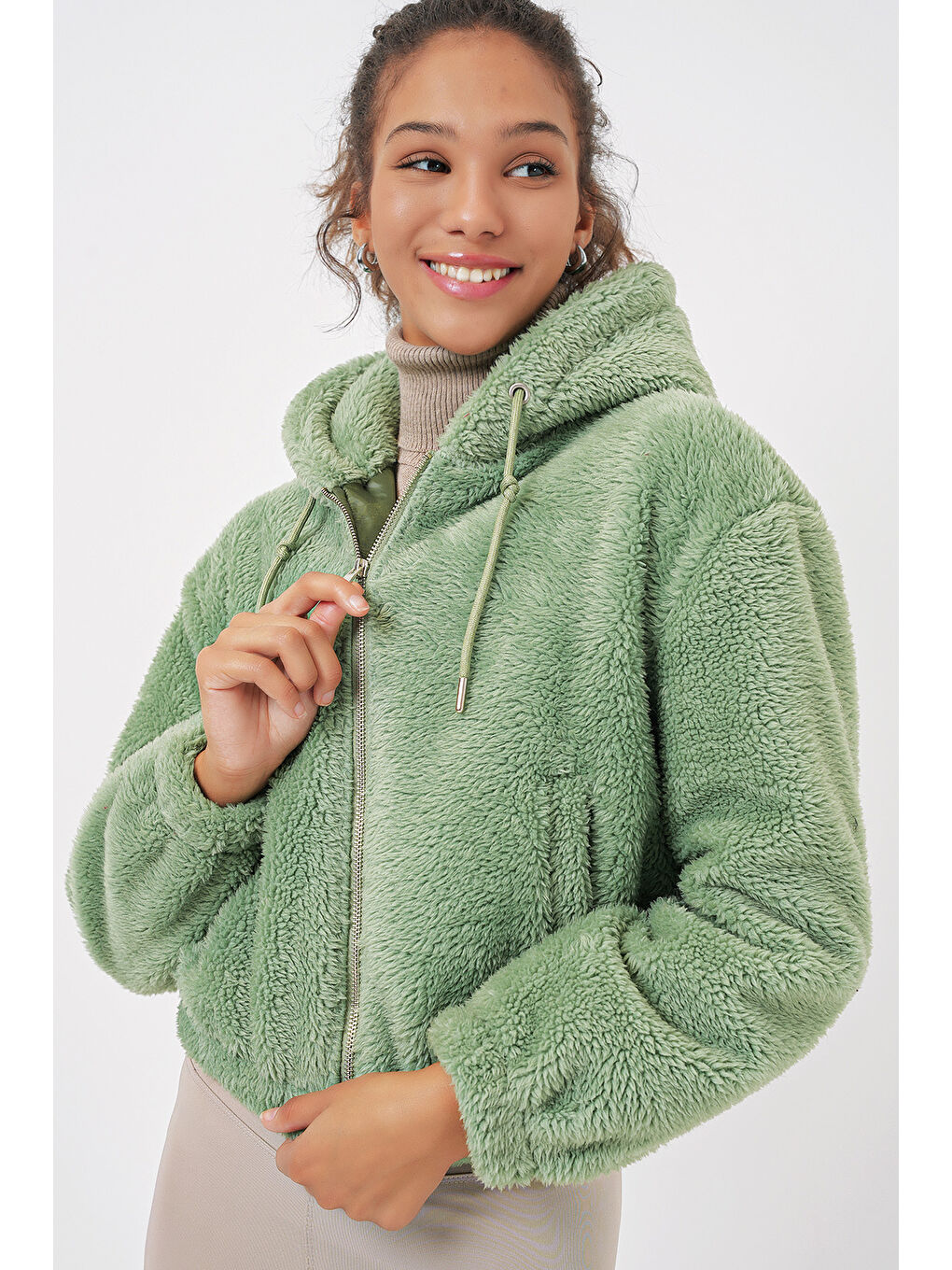 5193 Kapüşonlu Pelüş Crop Ceket   E Yeşil-3