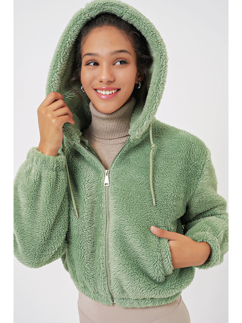 5193 Kapüşonlu Pelüş Crop Ceket   E Yeşil-4