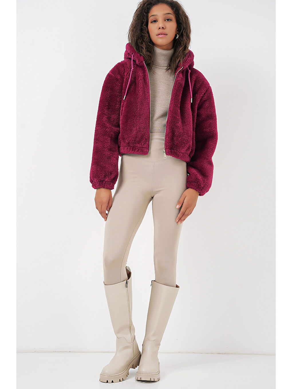 5193 Kapüşonlu Pelüş Crop Ceket   Mürdüm-2