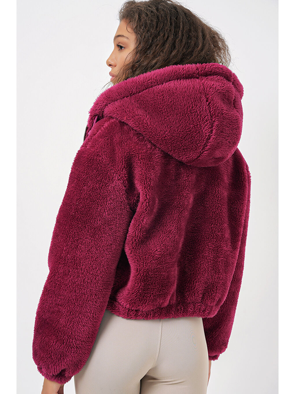 5193 Kapüşonlu Pelüş Crop Ceket   Mürdüm-5