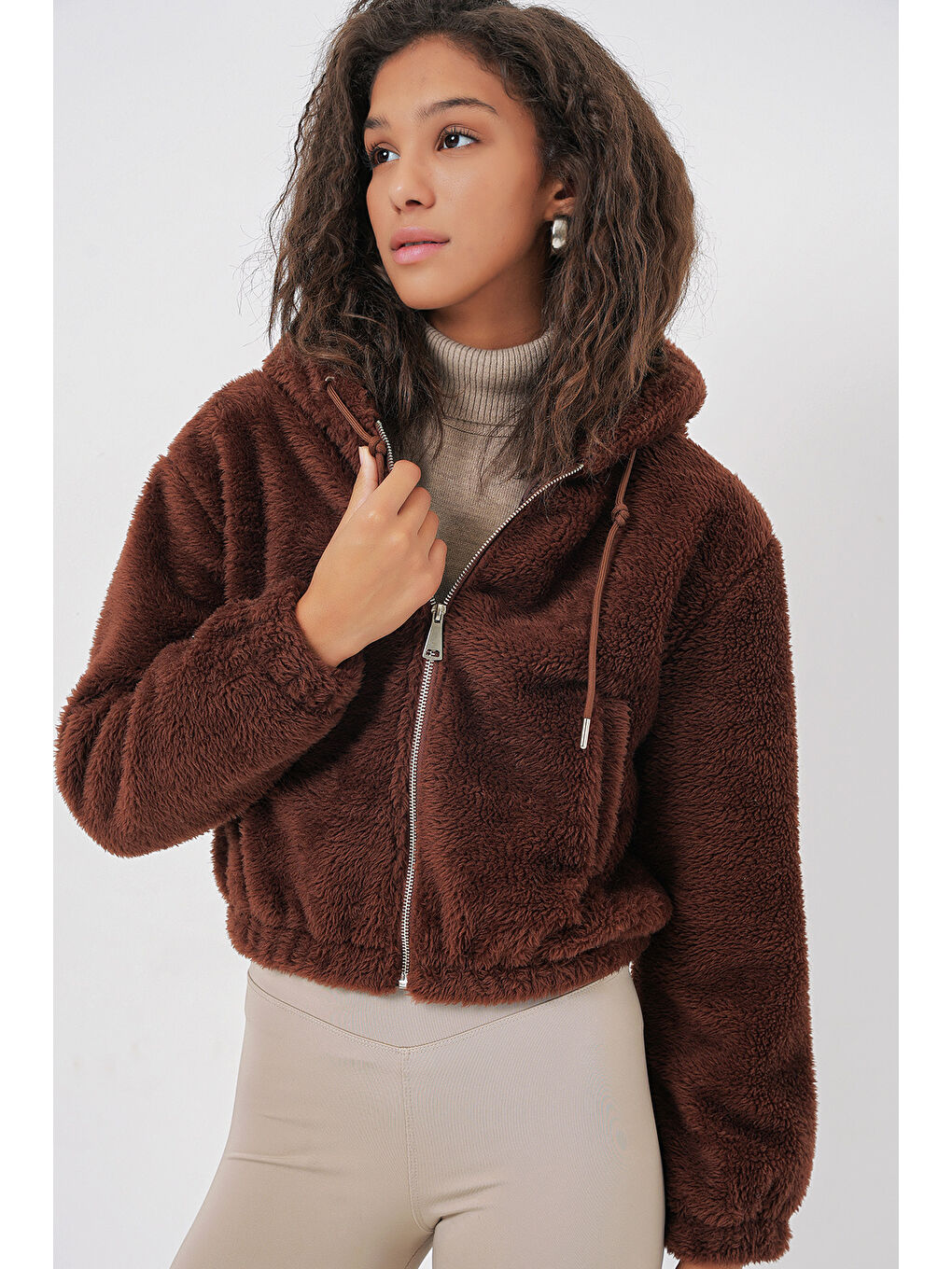 5193 Kapüşonlu Pelüş Crop Ceket   Kahverengi-5