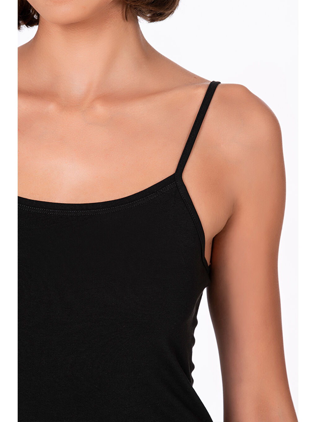 Kadın Pamuklu Elastanlı Süprem Esnek İnce Askılı Atlet Siyah |  K23319-1