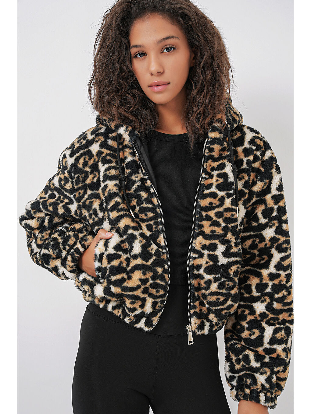 Kahverengi 5193 Kapüşonlu Pelüş Crop Ceket   D Kahve-1