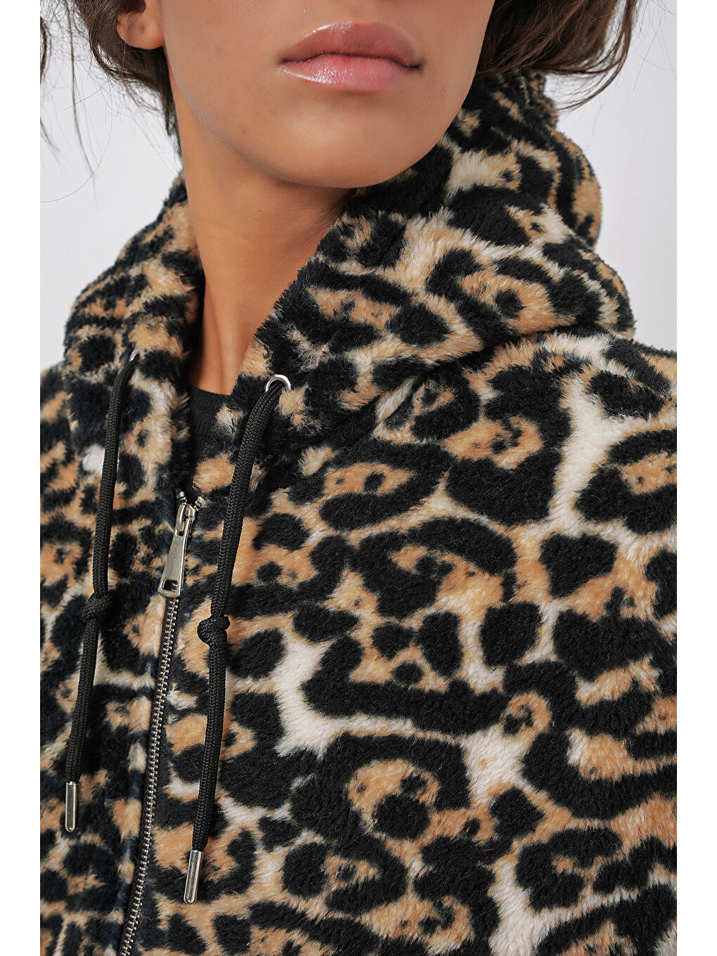 Kahverengi 5193 Kapüşonlu Pelüş Crop Ceket   D Kahve-4