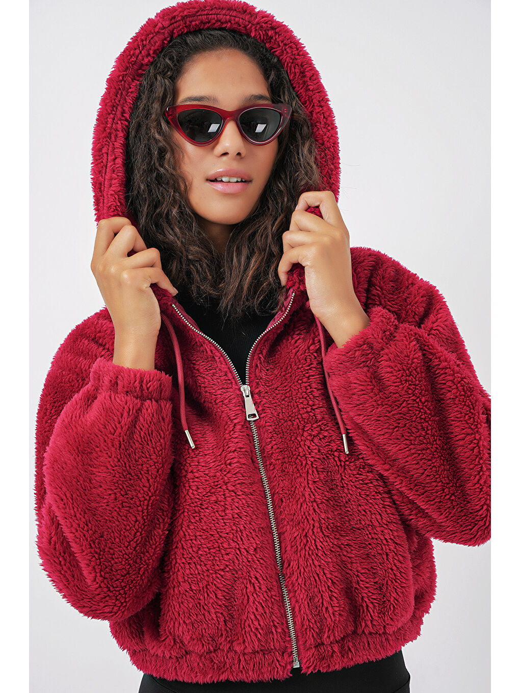 5193 Kapüşonlu Pelüş Crop Ceket   Bordo