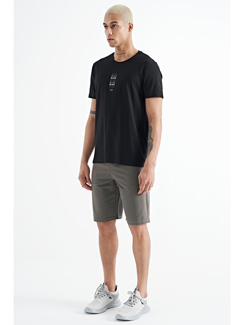 Antony Haki Standart Kalıp Erkek Şort - 81247-3