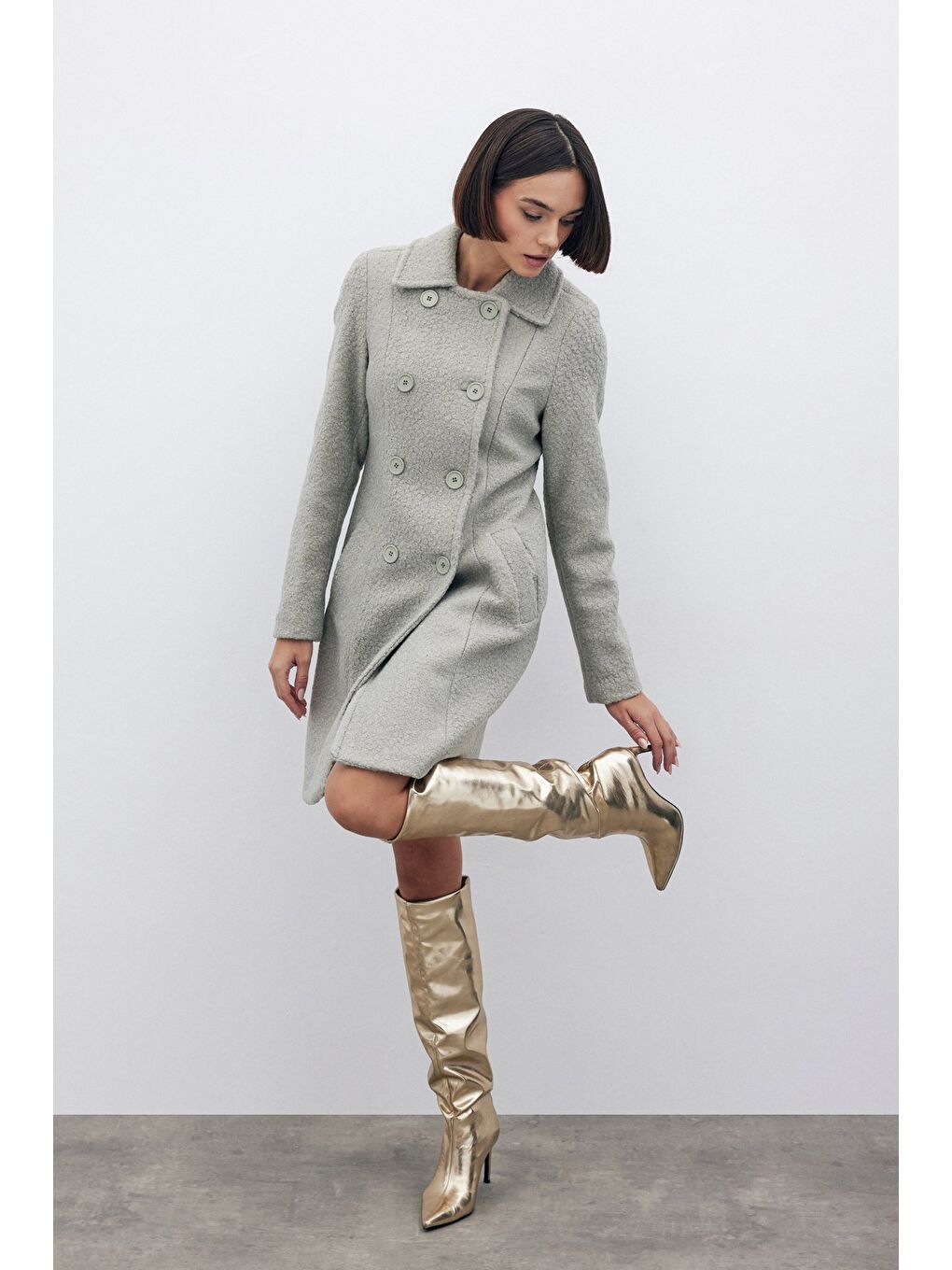 Yeşil Düğme Detaylı Kaban - Mint-2