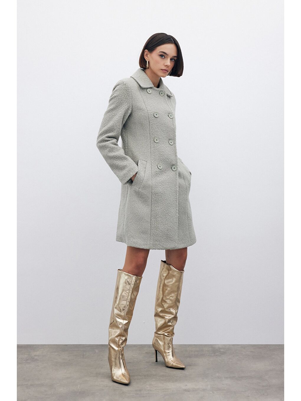 Yeşil Düğme Detaylı Kaban - Mint-3