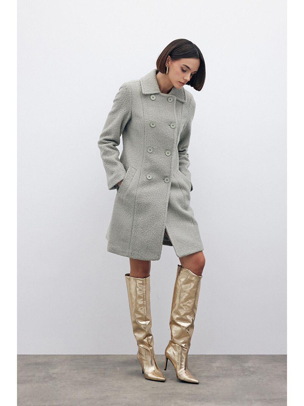 Yeşil Düğme Detaylı Kaban - Mint-4