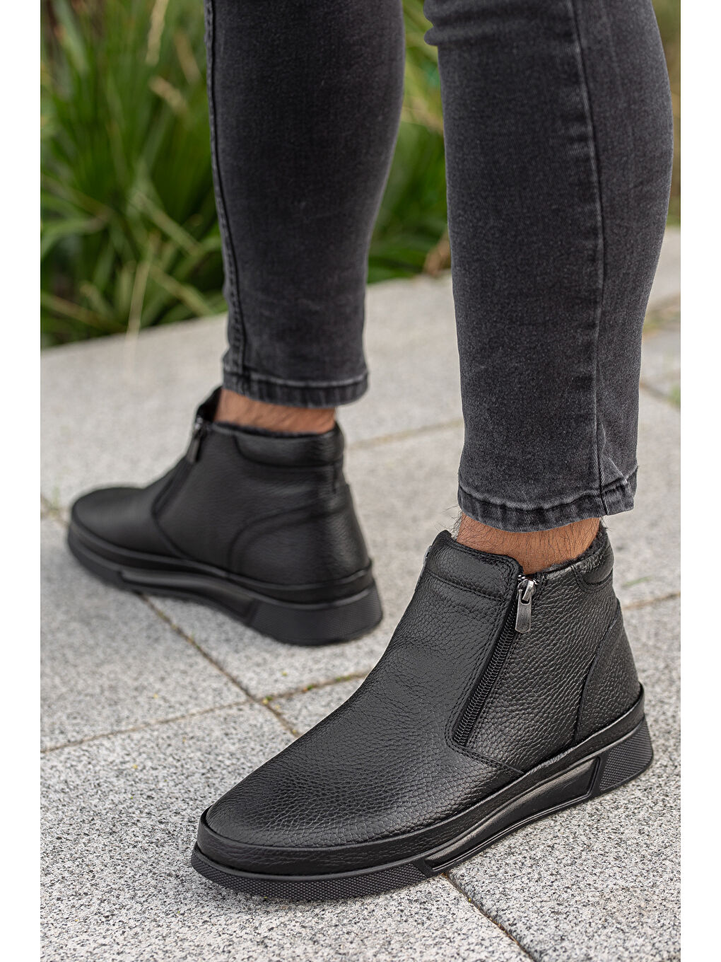 Siyah D472 Su Ve Soğuk Geçirmez Kürklü Ortopedik Hakiki Deri Erkek Bot-1