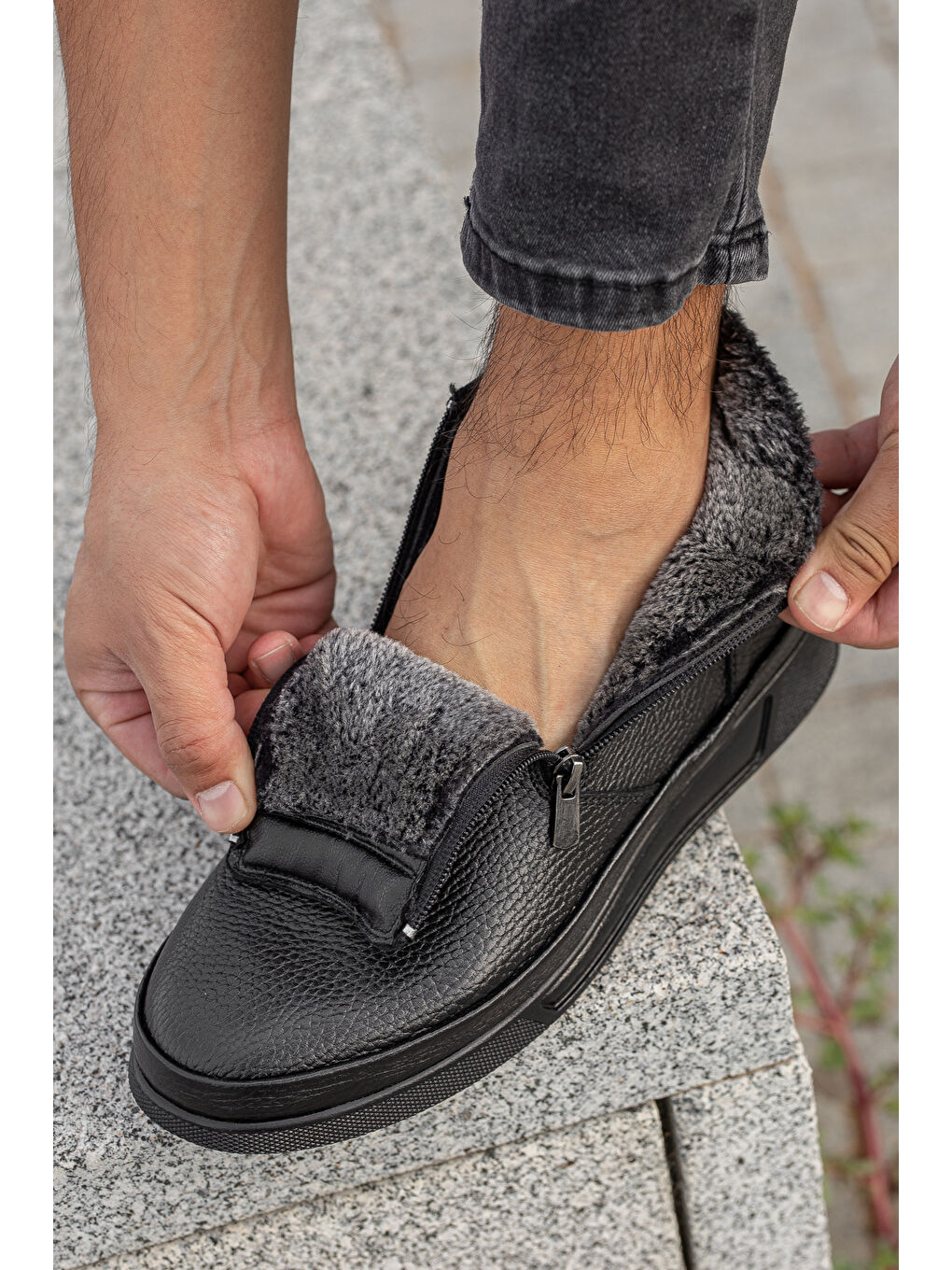 Siyah D472 Su Ve Soğuk Geçirmez Kürklü Ortopedik Hakiki Deri Erkek Bot-3