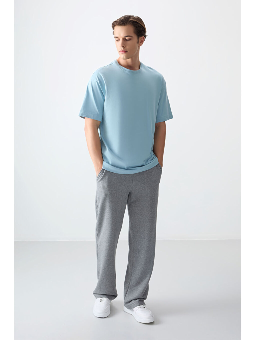 Açık Mavi %100 Pamuk Kalın Yumuşak Dokulu Oversize Fit Basic Erkek Tişört - 88353-1