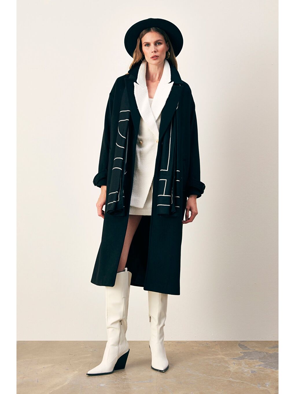 Kol Kemer Detaylı Salaş Kaban - Siyah-3