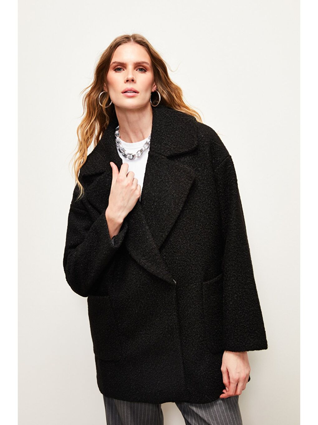 Geniş Cepli Buklet Kaban - Siyah